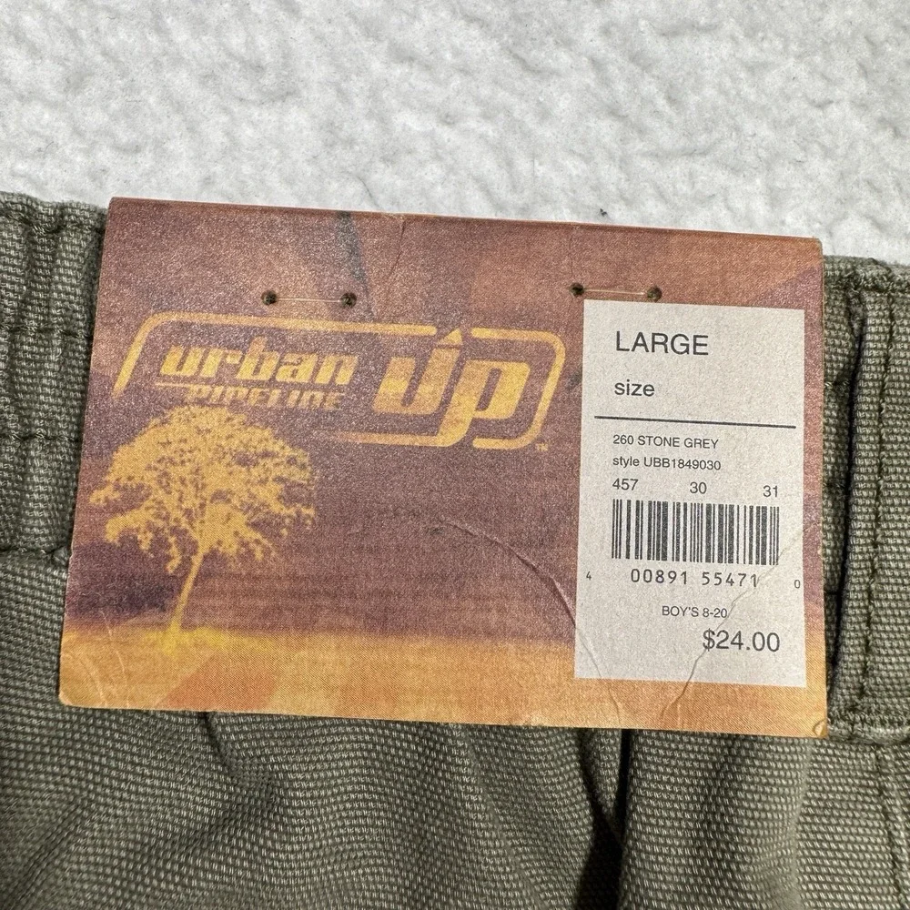 NWT Urban Pipeline Cargo Shorts Green Youth Boys Size Large